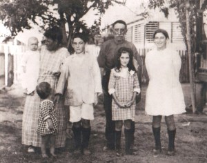 Raynor family circa 1923(?)